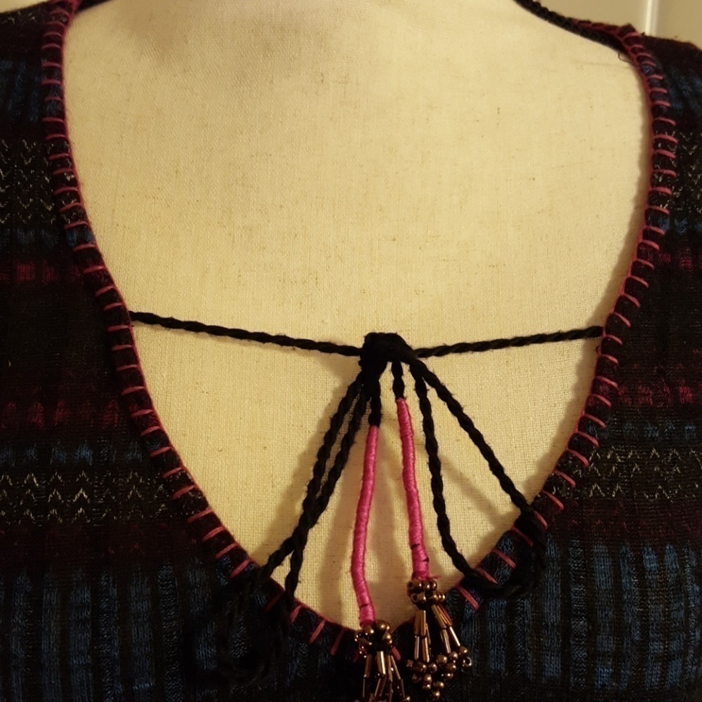 JohnPaulRichard Boho Pink, Blue, Black Top , Size Medium - Picture 3 of 8